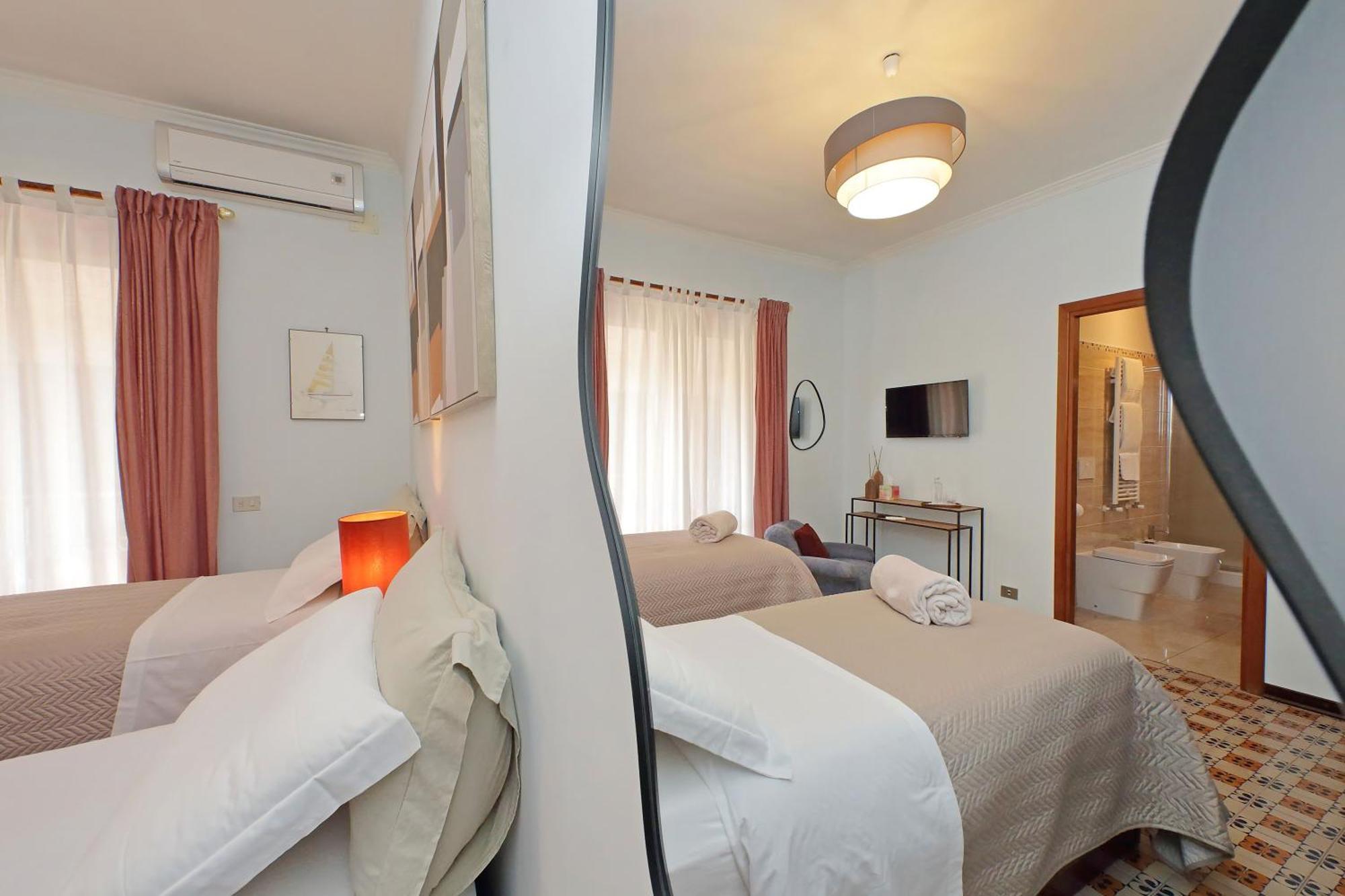 פיומיצ'ינו Villa Gisi Guest House מראה חיצוני תמונה