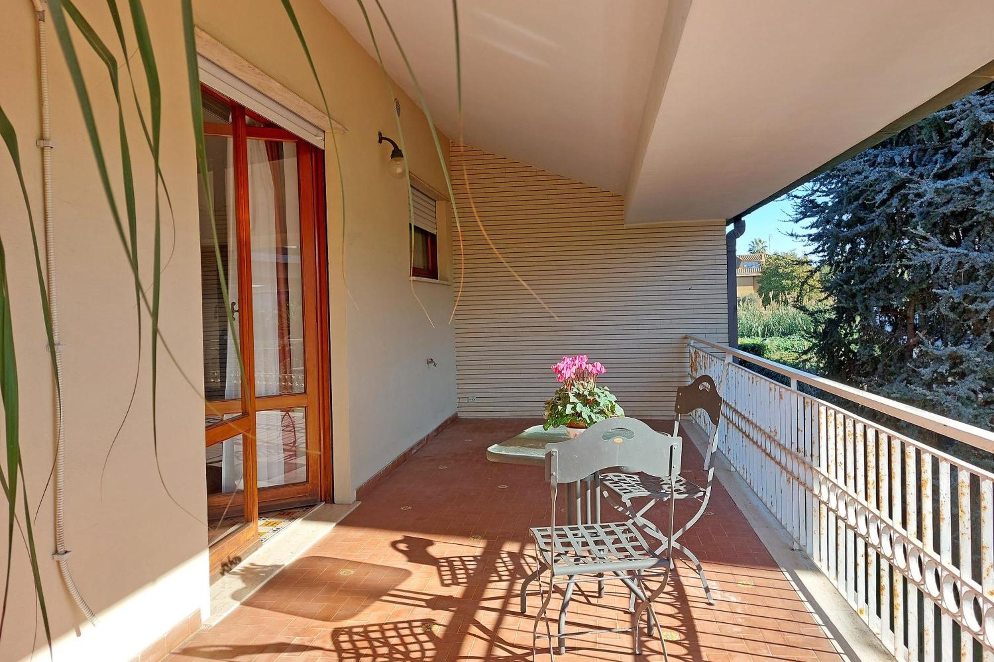 פיומיצ'ינו Villa Gisi Guest House מראה חיצוני תמונה