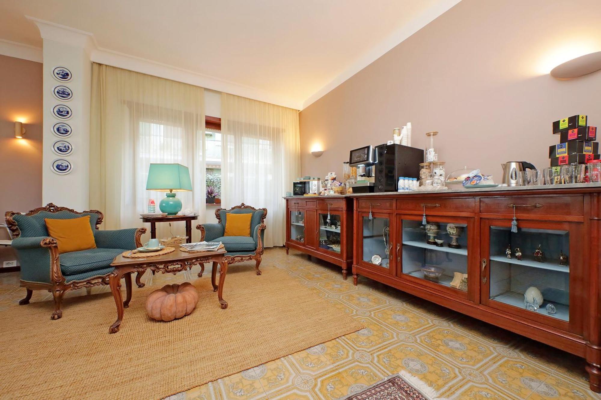פיומיצ'ינו Villa Gisi Guest House מראה חיצוני תמונה