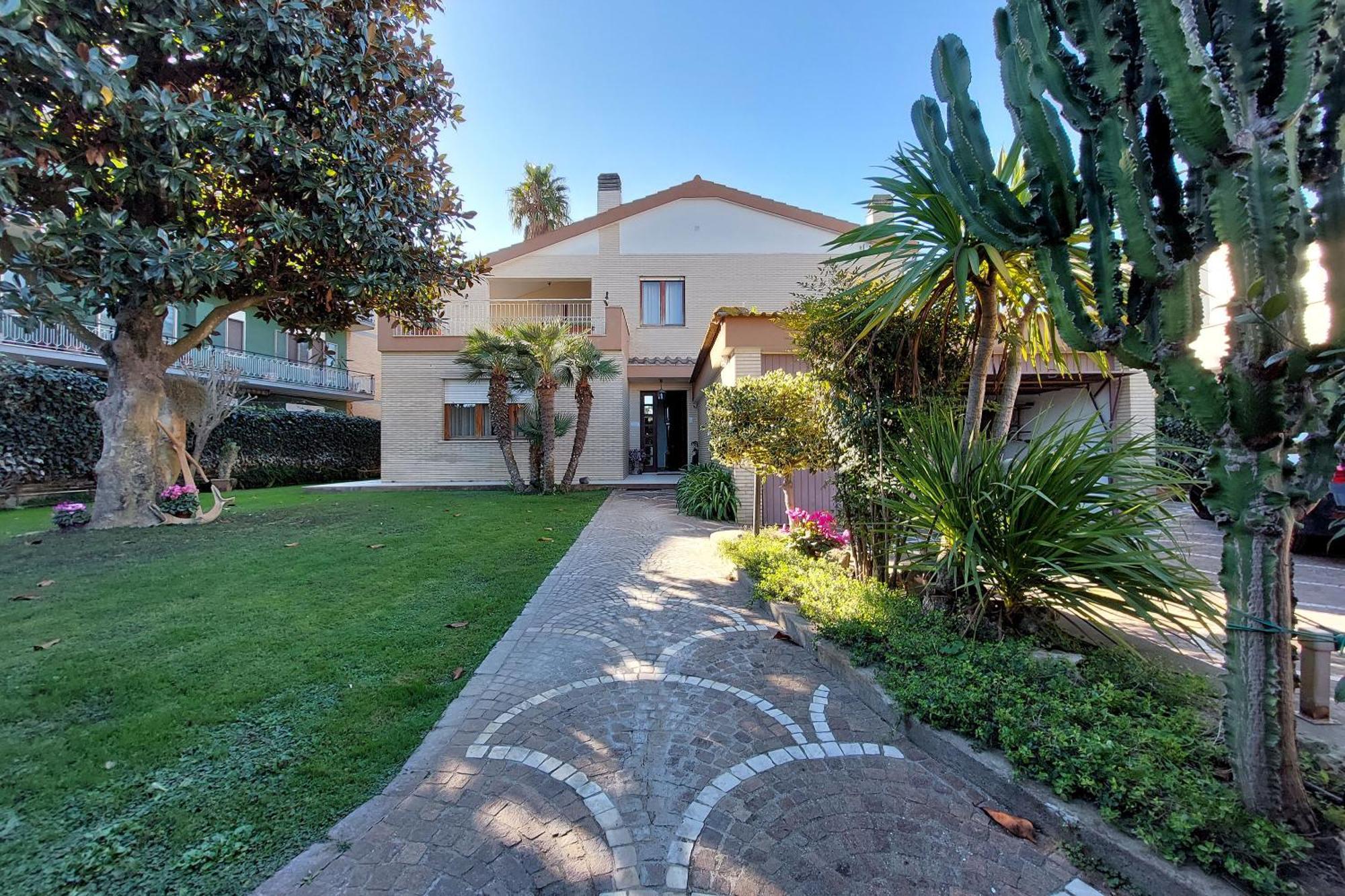 פיומיצ'ינו Villa Gisi Guest House מראה חיצוני תמונה